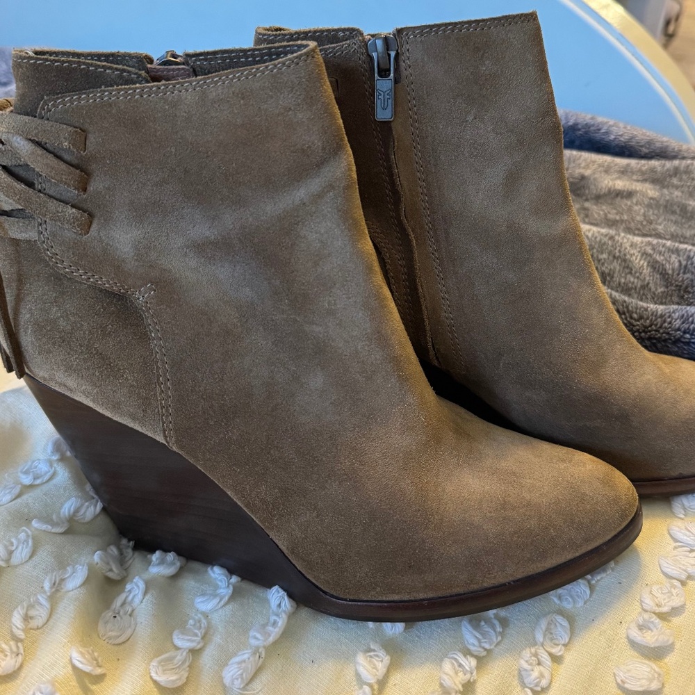 Frye Cece Cashew Tassel Suede Wedge Ankle Boots